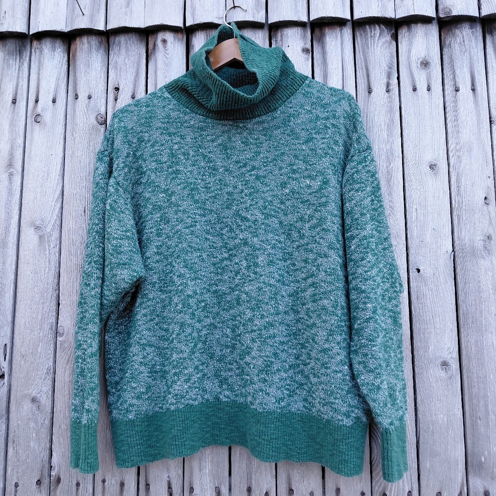 LL Bean Signature loose fit green dolman style cowl neck knit sweater Womens S